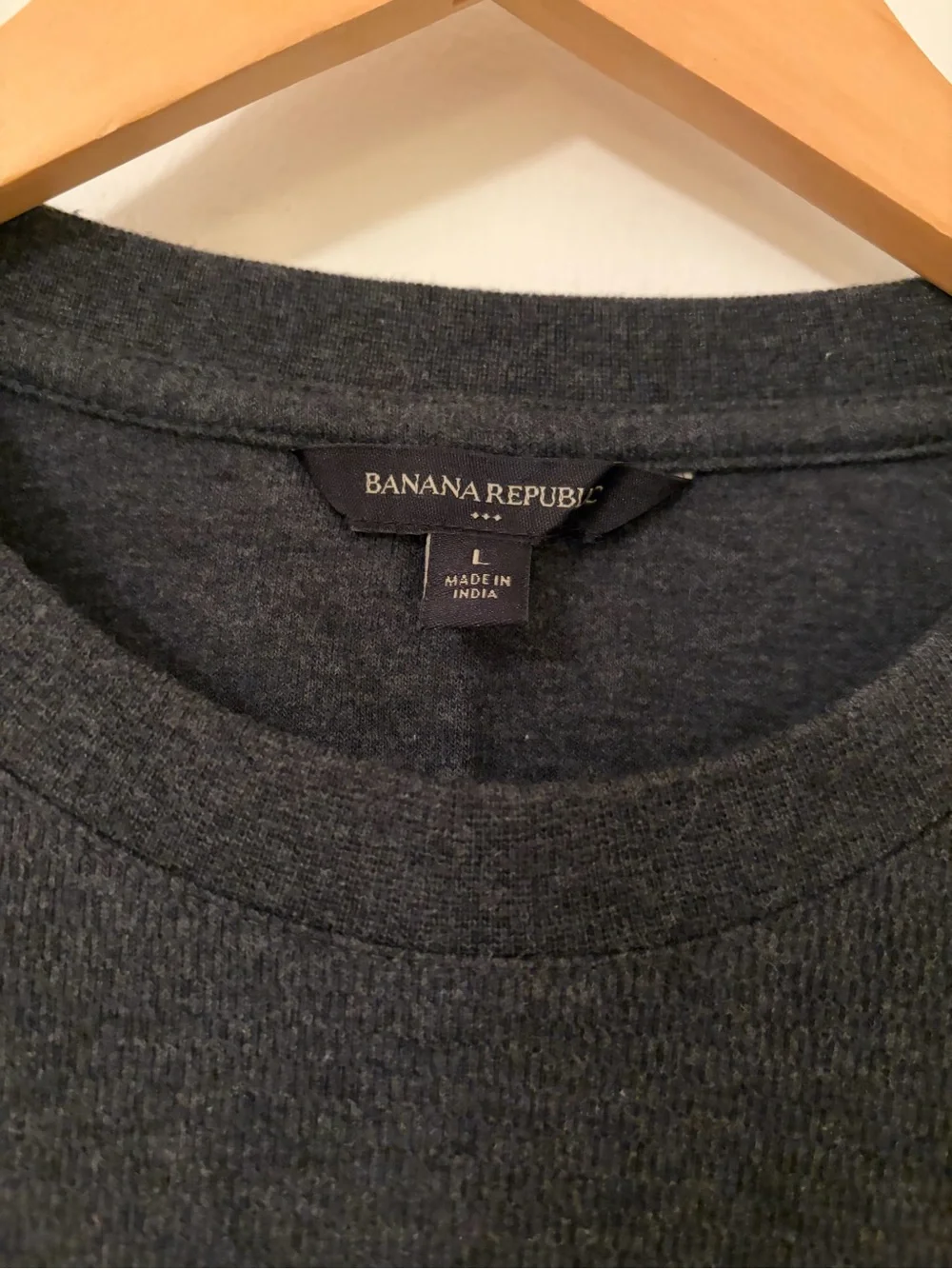 Banana Republic Men's Long Sleeve Crewneck Tee - Dark Charcoal